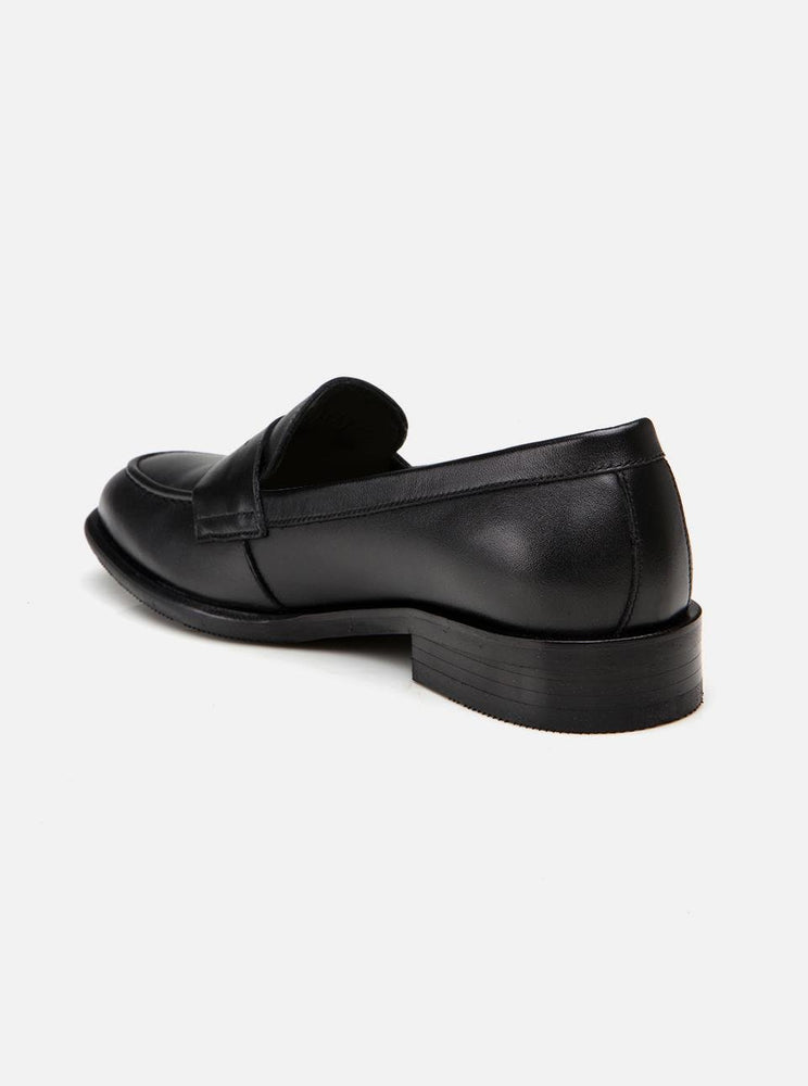 
                      
                        Adler Black Women's Leather Shoes
                      
                    