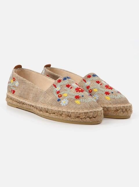 
                      
                        Amber Natural Women's Flat Espadrille
                      
                    