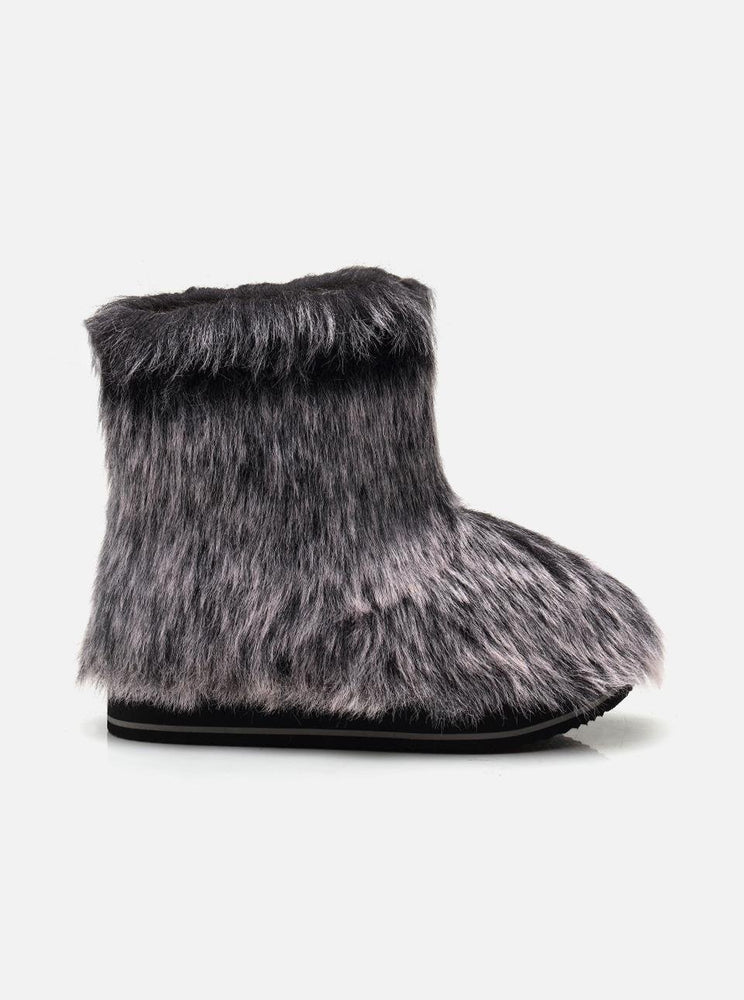 
                      
                        Apreski Black Women's Faux Fur Boots
                      
                    