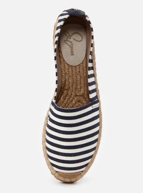 
                      
                        Arsy Navy Blue Women's Plain Espadrilles
                      
                    