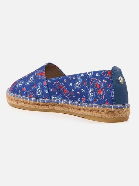 
                      
                        Artsy Saks Women's Flat Espadrille
                      
                    