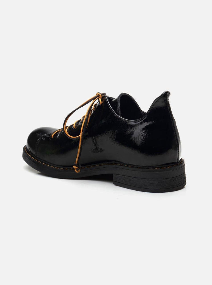 
                      
                        Gouda Black Women's Patent Leather Shoes
                      
                    