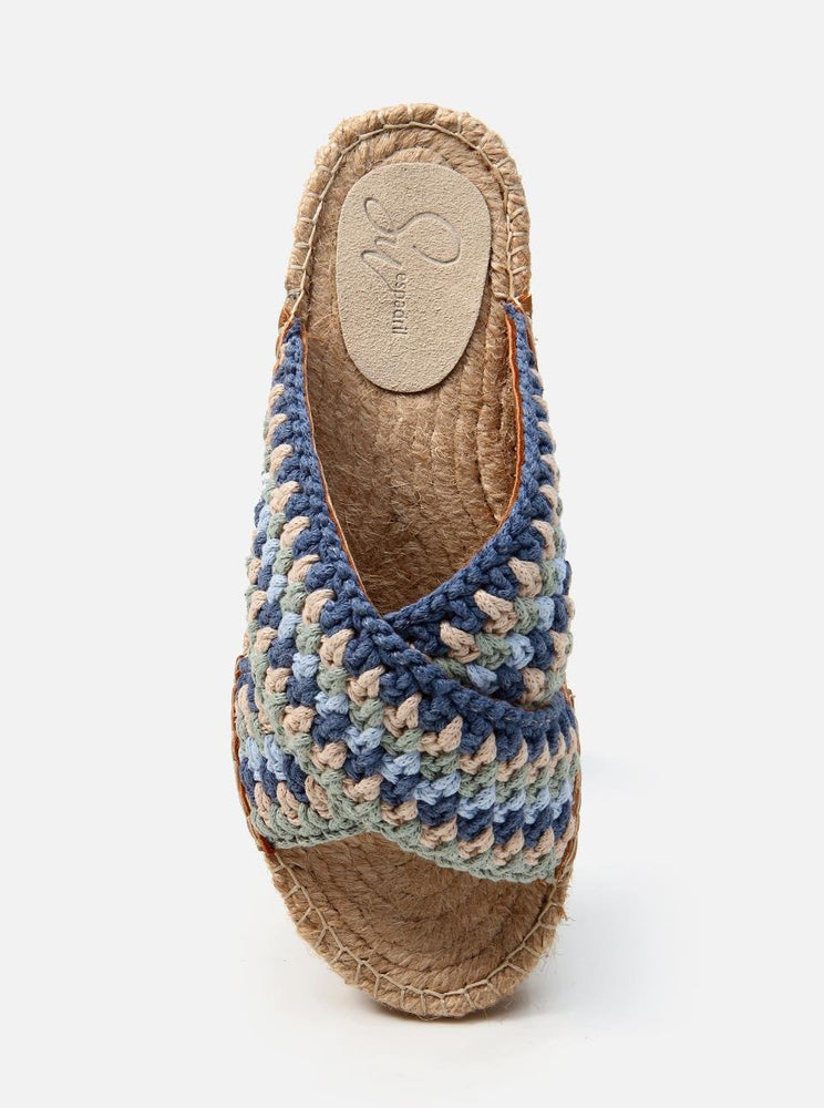 
                      
                        Kinsee Blue-Green Women's Espadrille Slippers
                      
                    