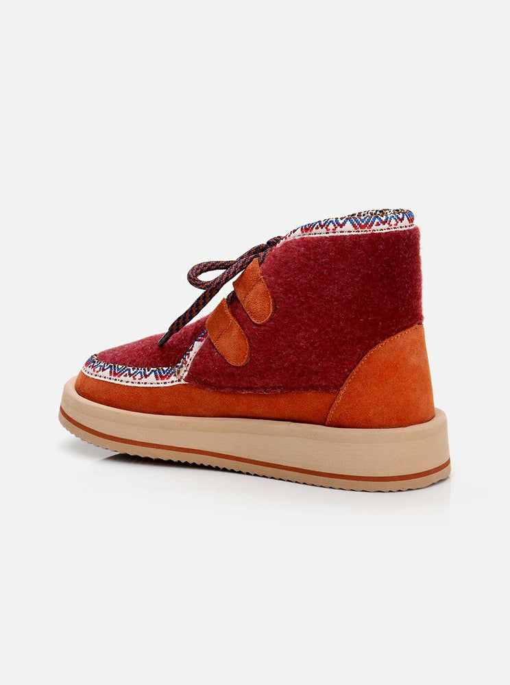 
                      
                        Mo Claret Red Women's Felt-Real Suede Boots
                      
                    