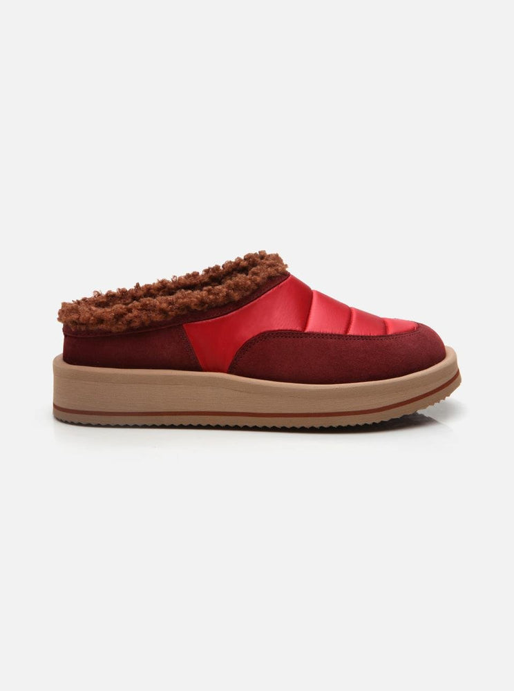 
                      
                        Water Red Women's Fabric-Suede Slippers
                      
                    