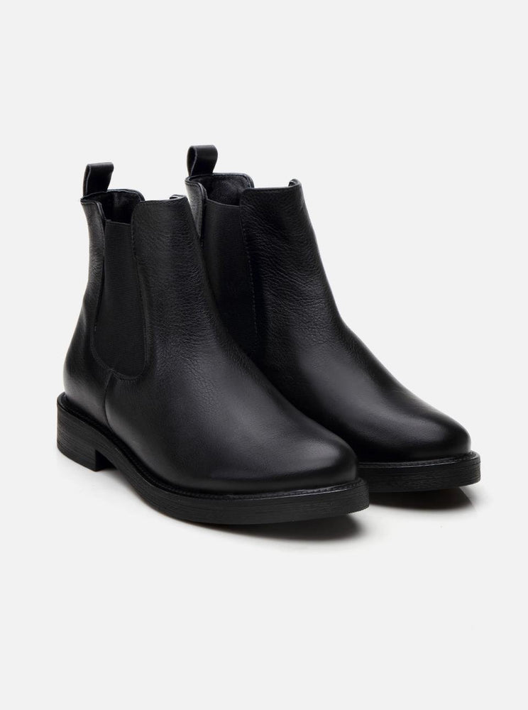 Wells Black Women's Leather Boots