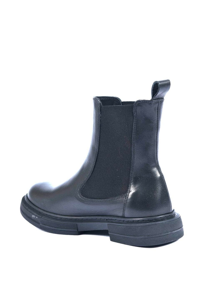 
                      
                        Zeist Black Women's Leather Boots
                      
                    